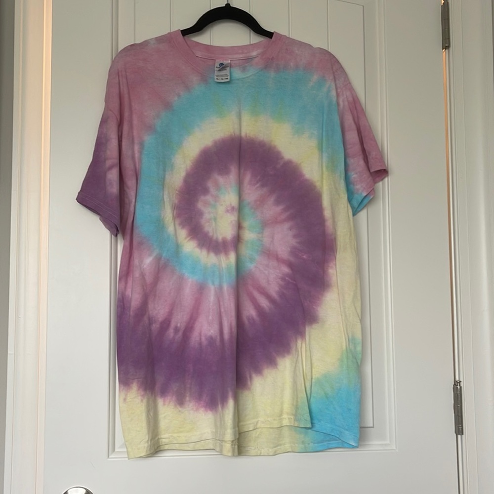 Never worn dean clothing Tye Dye shirt